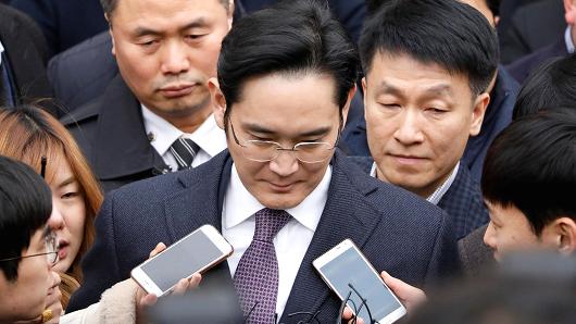 三大評級機(jī)構(gòu)：李在镕被捕不影響三星信用評級
