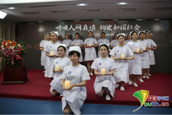 呼喚人間真情，構建和諧社會